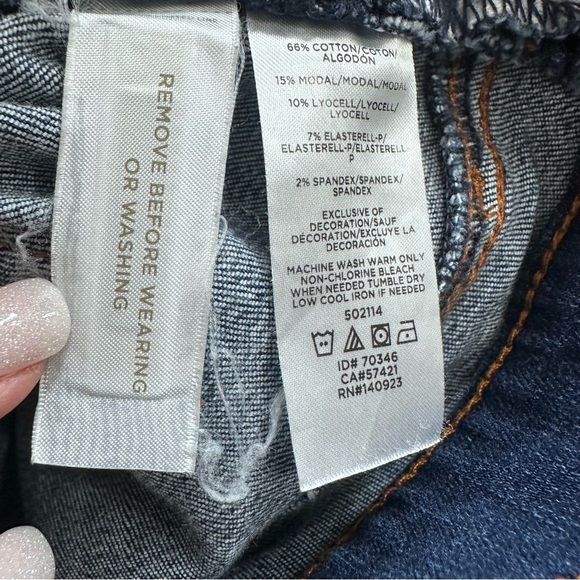 LOFT Dark Blue Skinny Jeans with Patterned Embroidered Cuffs Women's 2 (26") - Picture 9 of 12